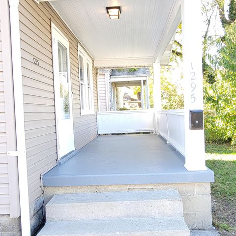 1295 Minnesota Avenue, Columbus, OH 43211