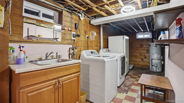 358 Kensington Road S, Garden City South, NY 11530