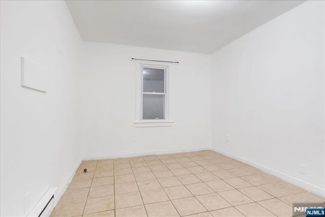 552 Norwood Street, East Orange, NJ 07018