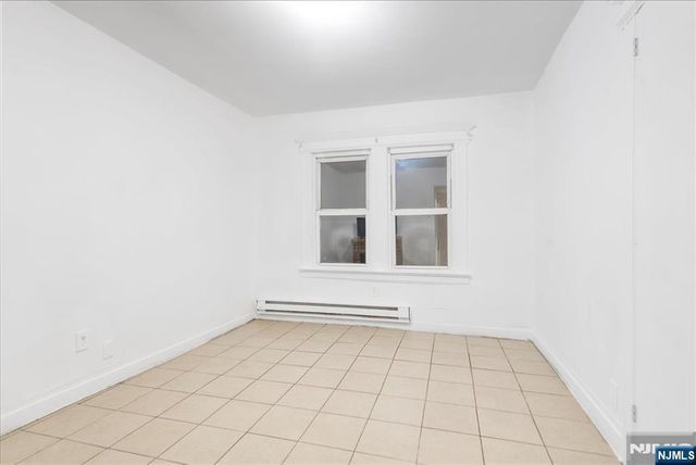 552 Norwood Street, East Orange, NJ 07018