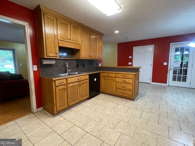 14 RAYELEE Circle, Jasper, GA 30143