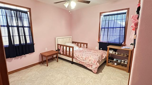 404 N Wilson Street, Madisonville, TX 77864