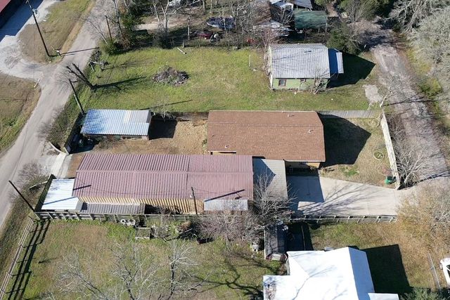 404 N Wilson Street, Madisonville, TX 77864