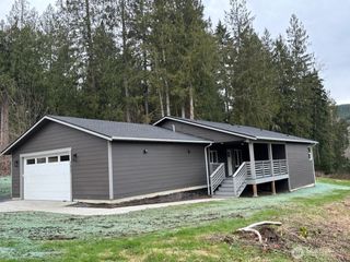 7421 284th Street NE, Arlington, WA 98223