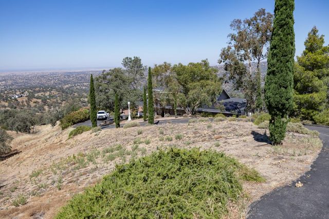 41101 Lilley Mountain Drive, Coarsegold, CA 93614