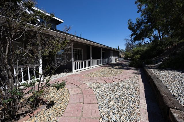 41101 Lilley Mountain Drive, Coarsegold, CA 93614