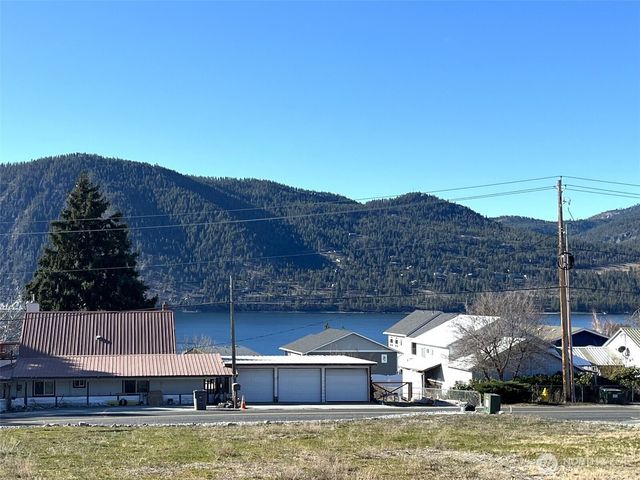15 Indigo Lane, Manson, WA 98831