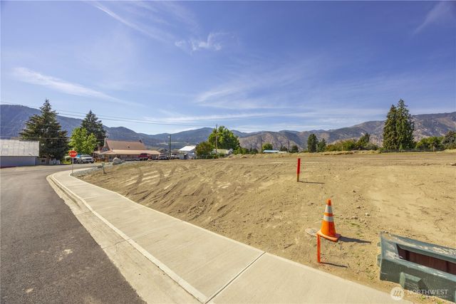 15 Indigo Lane, Manson, WA 98831