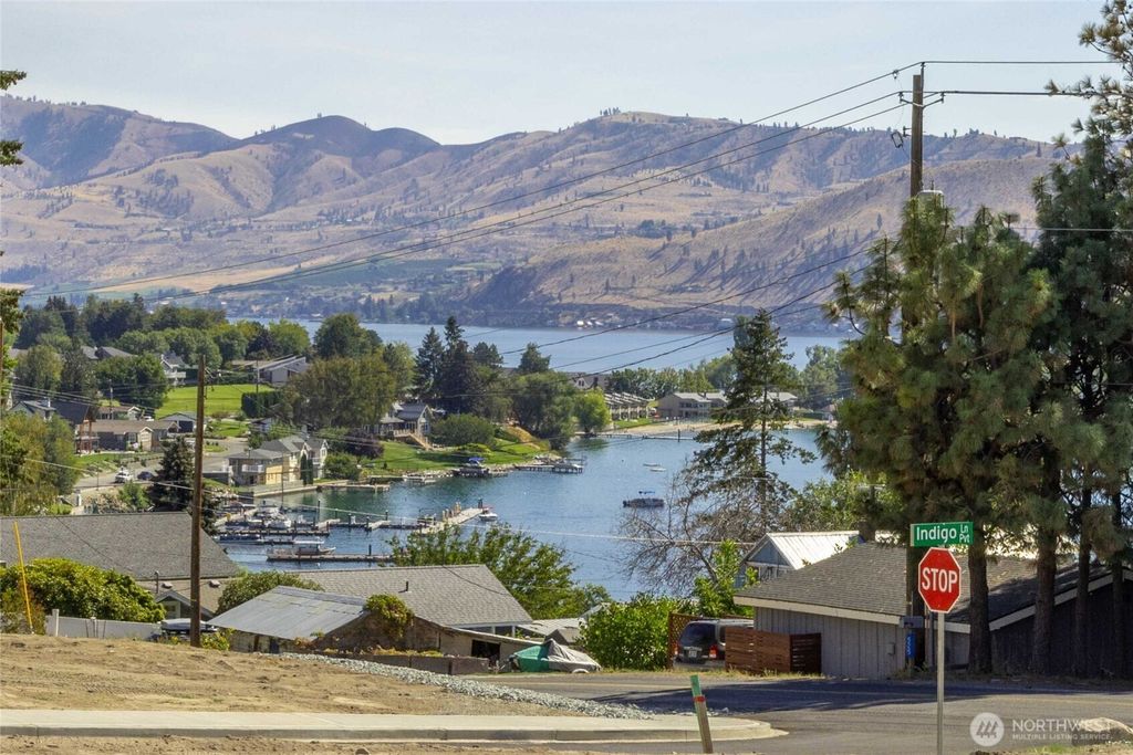 15 Indigo Lane, Manson, WA 98831