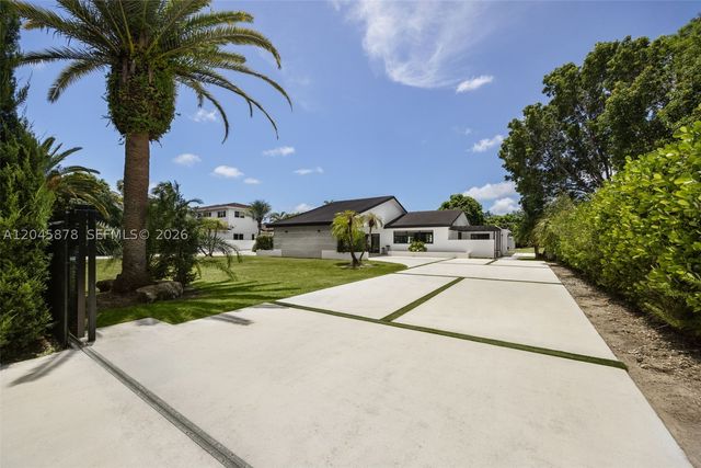 8960 SW 118th St, Miami, FL 33176
