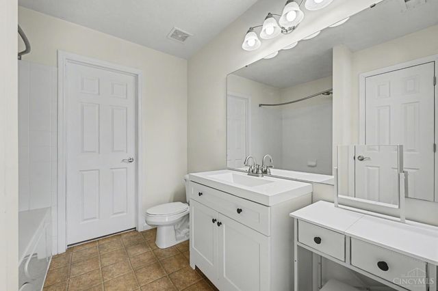 912 Centennial Street, Trenton, OH 45067