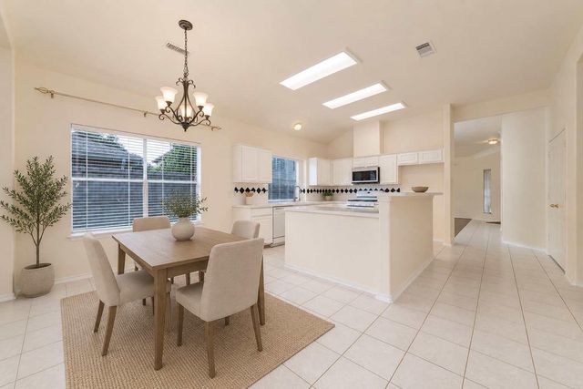 10011 Redoak Pass Lane, Houston, TX 77064