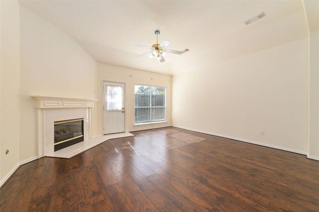 10011 Redoak Pass Lane, Houston, TX 77064