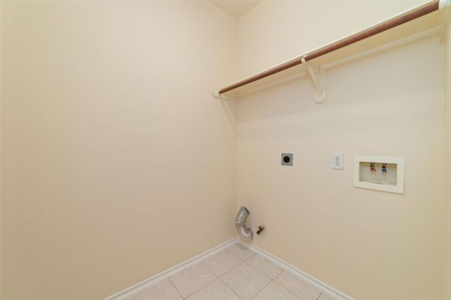 10011 Redoak Pass Lane, Houston, TX 77064