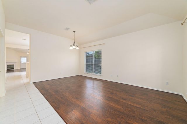 10011 Redoak Pass Lane, Houston, TX 77064
