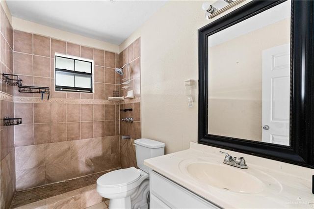 8601 Las Palmas Drive, Pharr, TX 78577