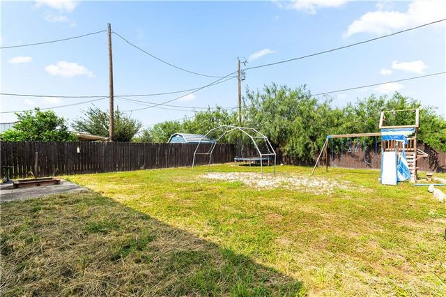 8601 Las Palmas Drive, Pharr, TX 78577