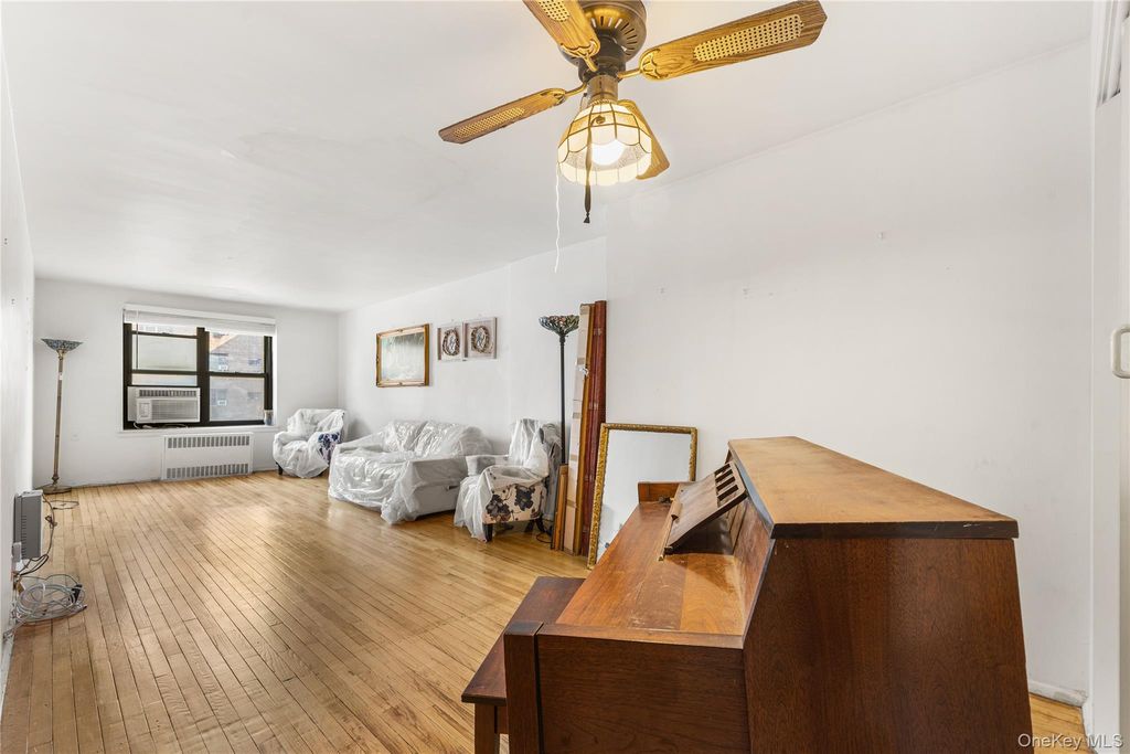 87-40 Francis Lewis Boulevard B42, Queens Village, NY 11427 — photo 2