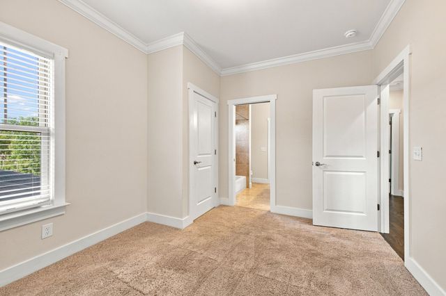 2822 W Kirkwood Ave, Nashville, TN 37204