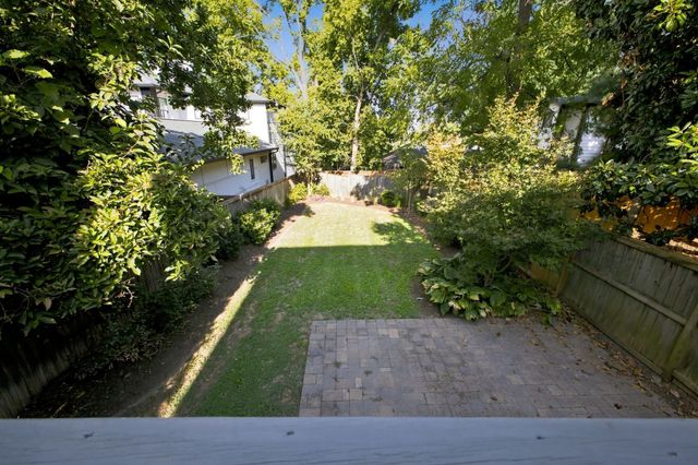 2822 W Kirkwood Ave, Nashville, TN 37204