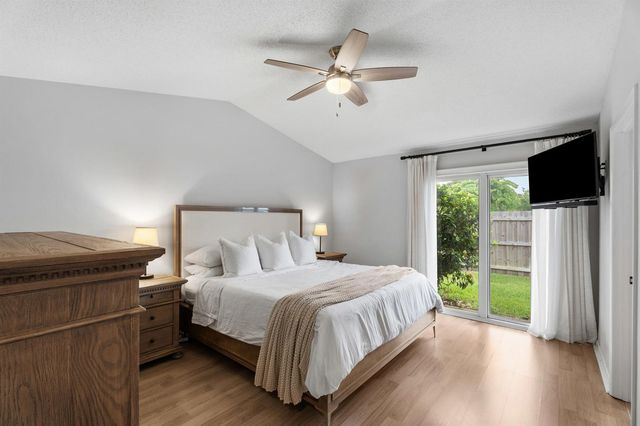 17995 Anchor Drive, Jupiter, FL 33458