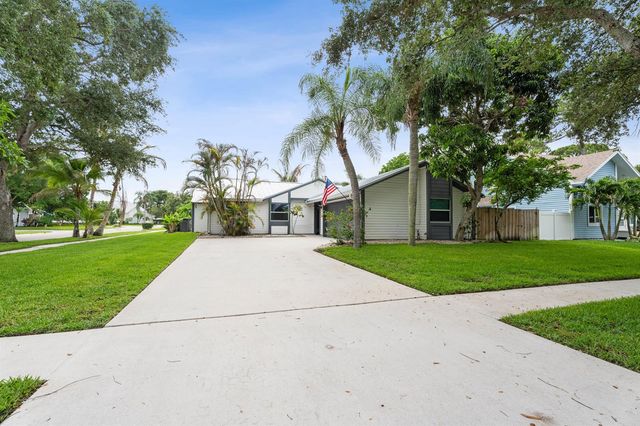 17995 Anchor Drive, Jupiter, FL 33458