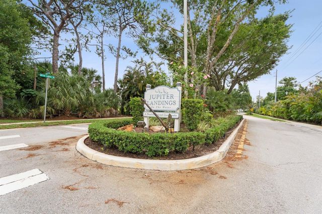 17995 Anchor Drive, Jupiter, FL 33458
