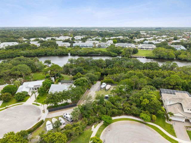 17995 Anchor Drive, Jupiter, FL 33458