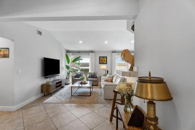 17995 Anchor Drive, Jupiter, FL 33458