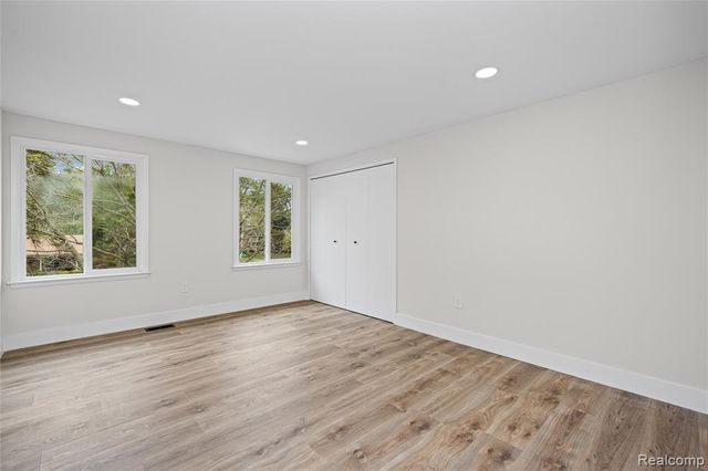 30190 Northgate Drive, Southfield, MI 48076