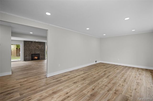 30190 Northgate Drive, Southfield, MI 48076