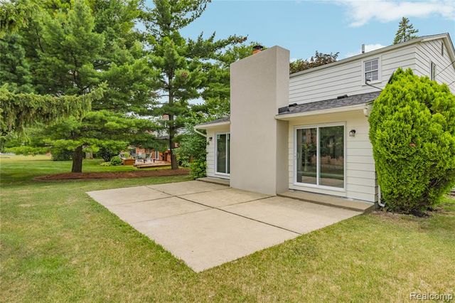 30190 Northgate Drive, Southfield, MI 48076