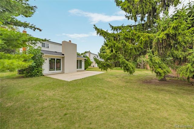 30190 Northgate Drive, Southfield, MI 48076