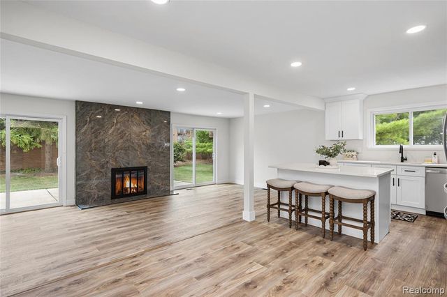 30190 Northgate Drive, Southfield, MI 48076