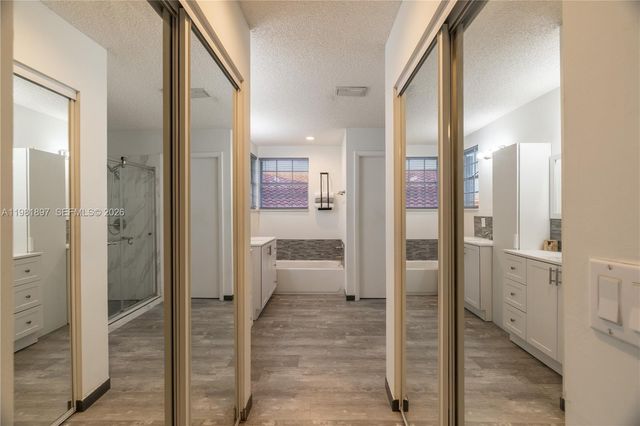 365 Somerset Way, Weston, FL 33326