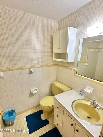 201 Pecan Drive, Elizabethtown, NC 28337