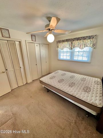 201 Pecan Drive, Elizabethtown, NC 28337