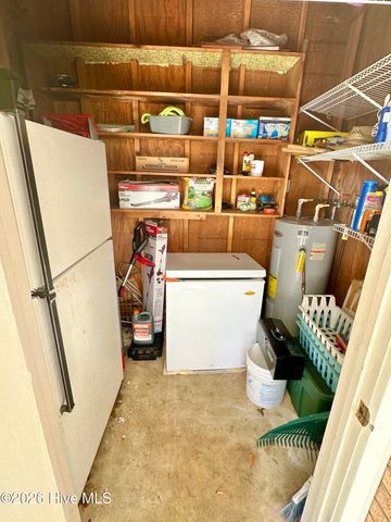 201 Pecan Drive, Elizabethtown, NC 28337