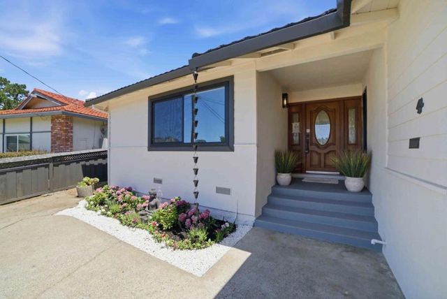 4 Dionne Court, Belmont, CA 94002