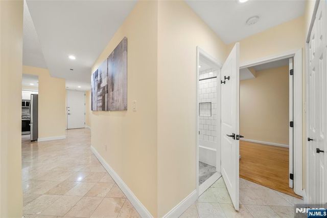 399 11th 206, Palisades Park, NJ 07650