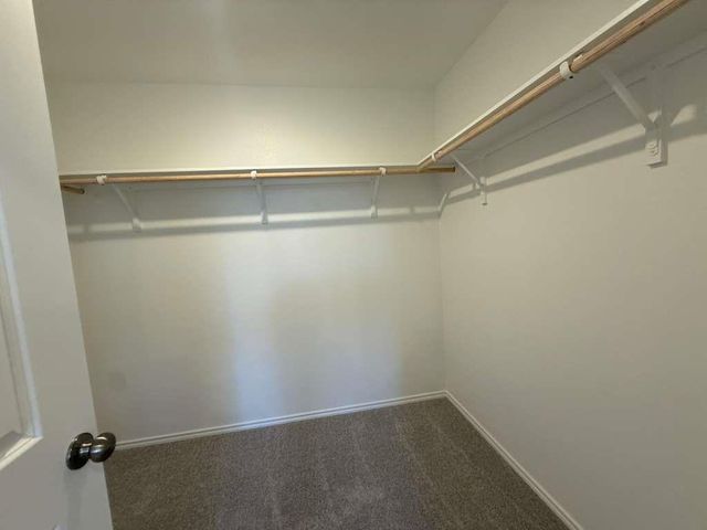 569 Sormonne LOOP, Kyle, TX 78640