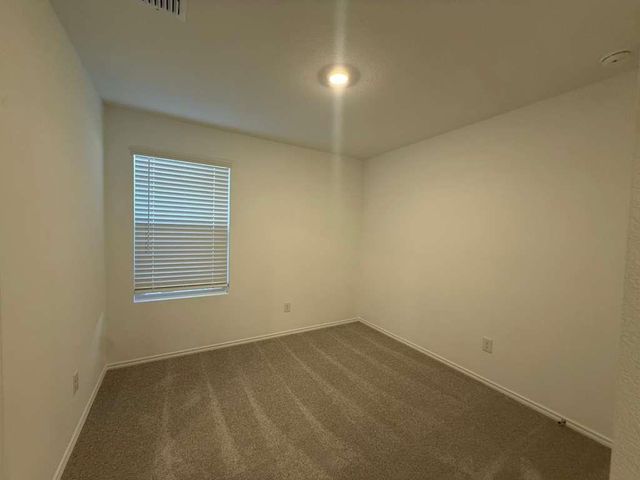 569 Sormonne LOOP, Kyle, TX 78640