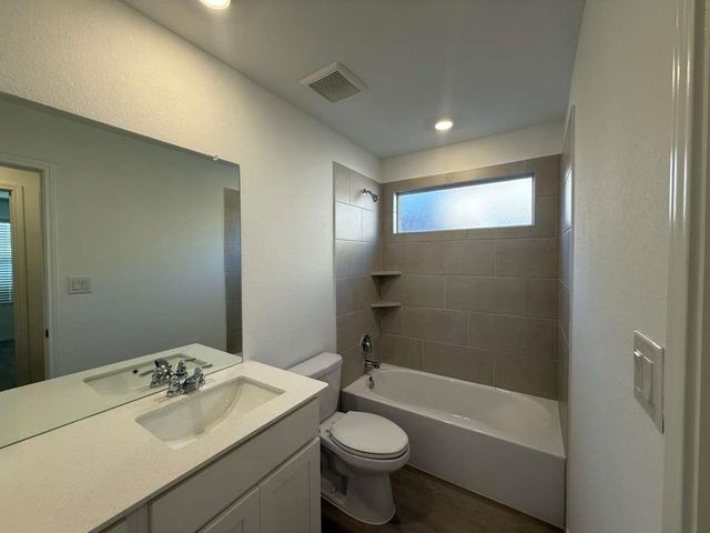 569 Sormonne LOOP, Kyle, TX 78640