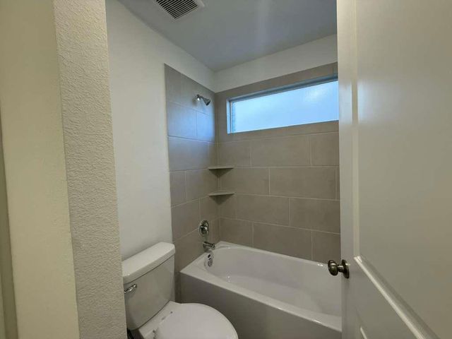 569 Sormonne LOOP, Kyle, TX 78640