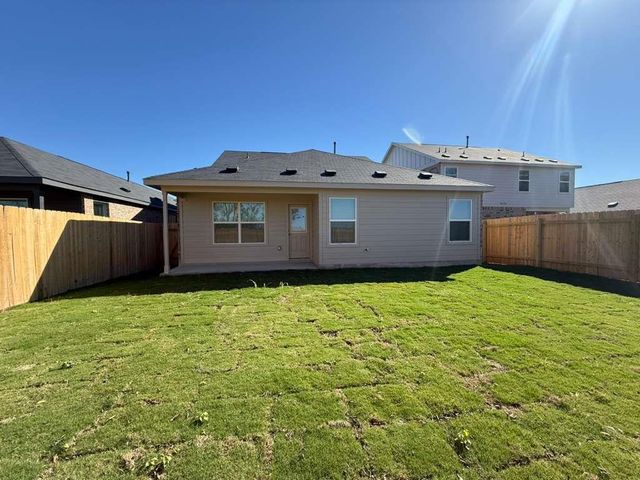 569 Sormonne LOOP, Kyle, TX 78640