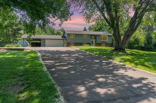 897 Willow Ridge Road, Hudson, WI 54016