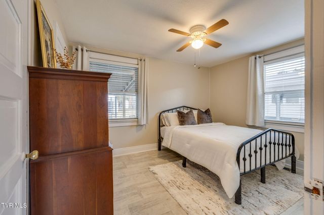 212 Ferguson Avenue, Elizabethton, TN 37643