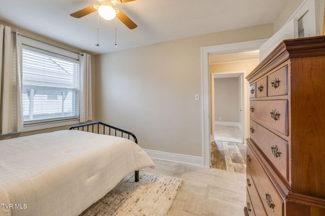 212 Ferguson Avenue, Elizabethton, TN 37643