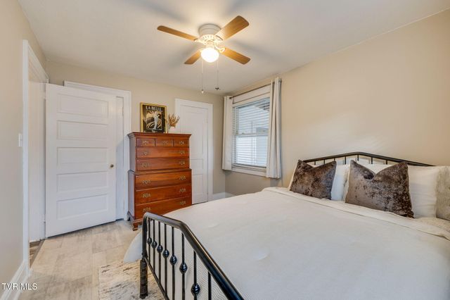 212 Ferguson Avenue, Elizabethton, TN 37643