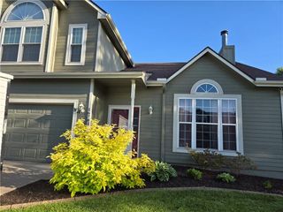 16783 W 155th Terrace, Olathe, KS 66062